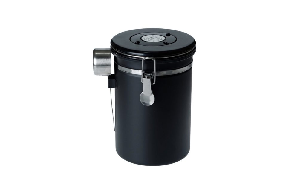 Čierna vzduchotesná dóza na kávové zrná so špeciálnym ventilom na uchovanie arómy.